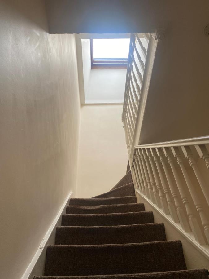 Spacious 4 Bedroom House Near Stokes Croft!! Central!!! 布里斯托 外观 照片