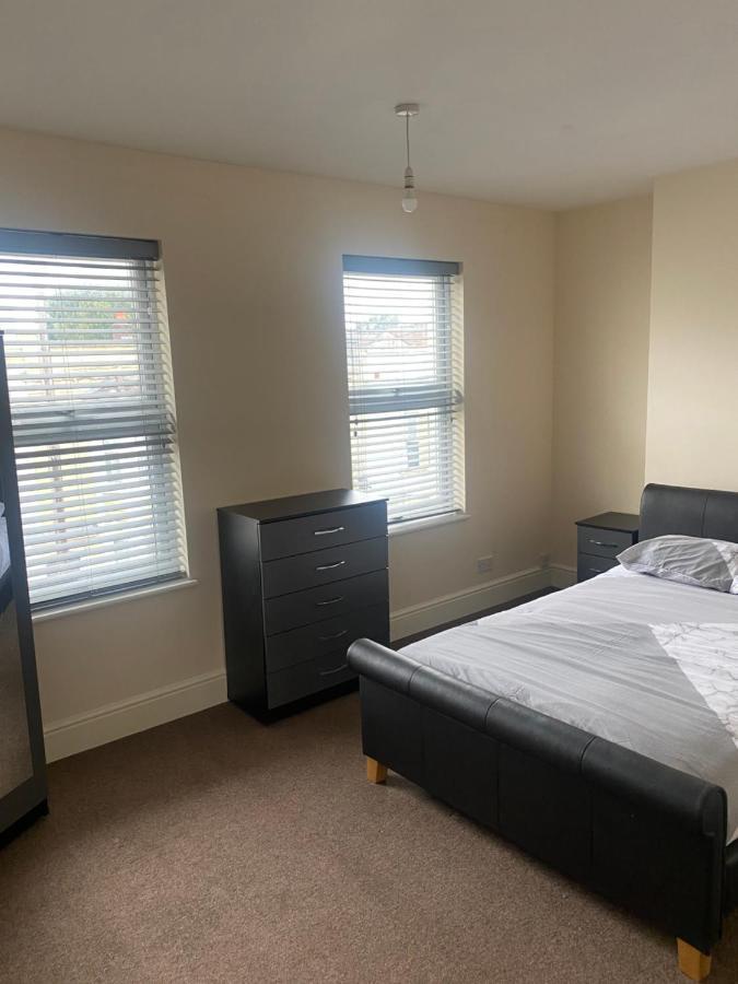 Spacious 4 Bedroom House Near Stokes Croft!! Central!!! 布里斯托 外观 照片